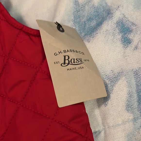 Red vest - Picture 5 of 7